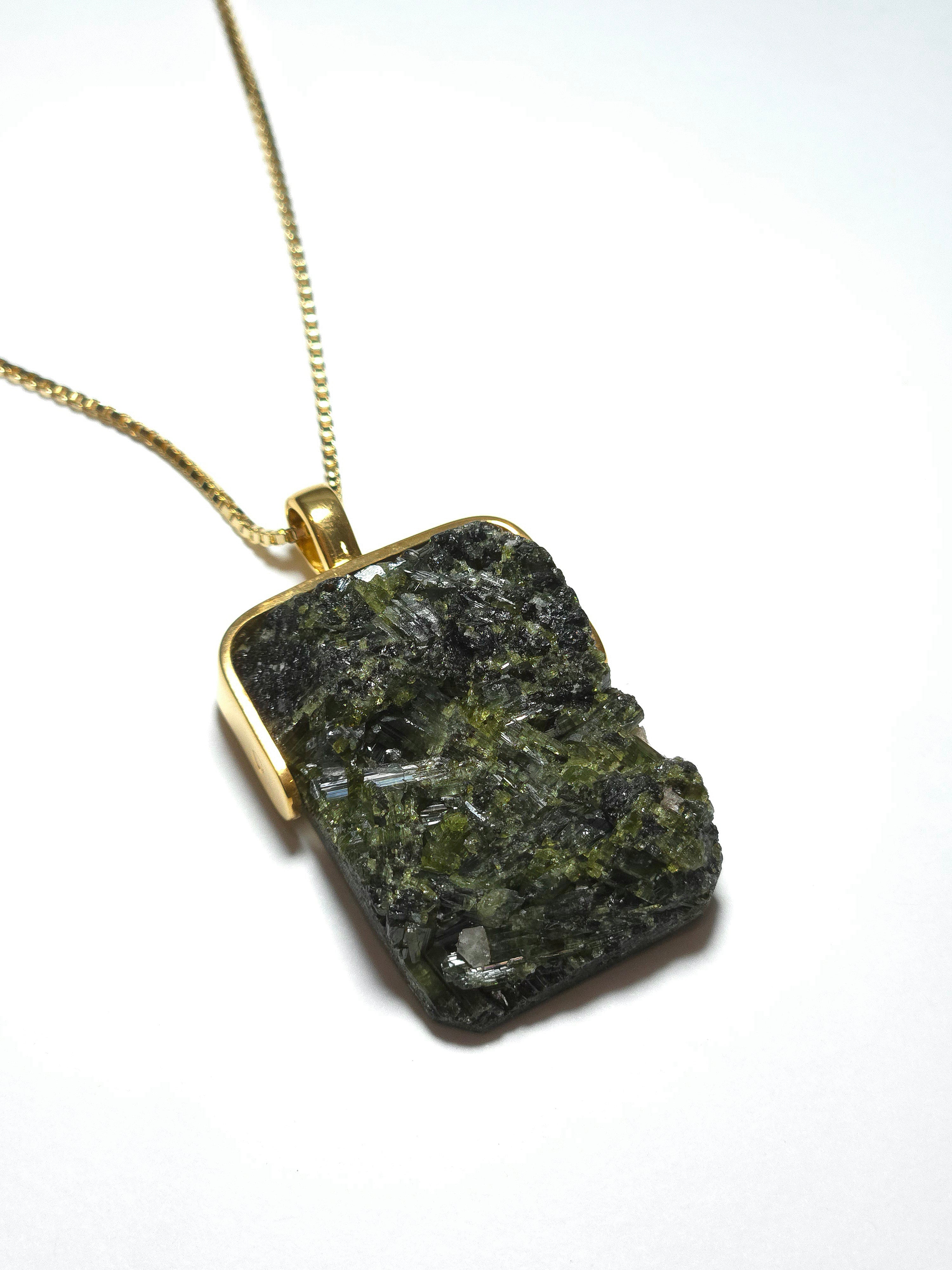 Khemia Legacy Beacons Of Light Collection - Epidote (Gold)