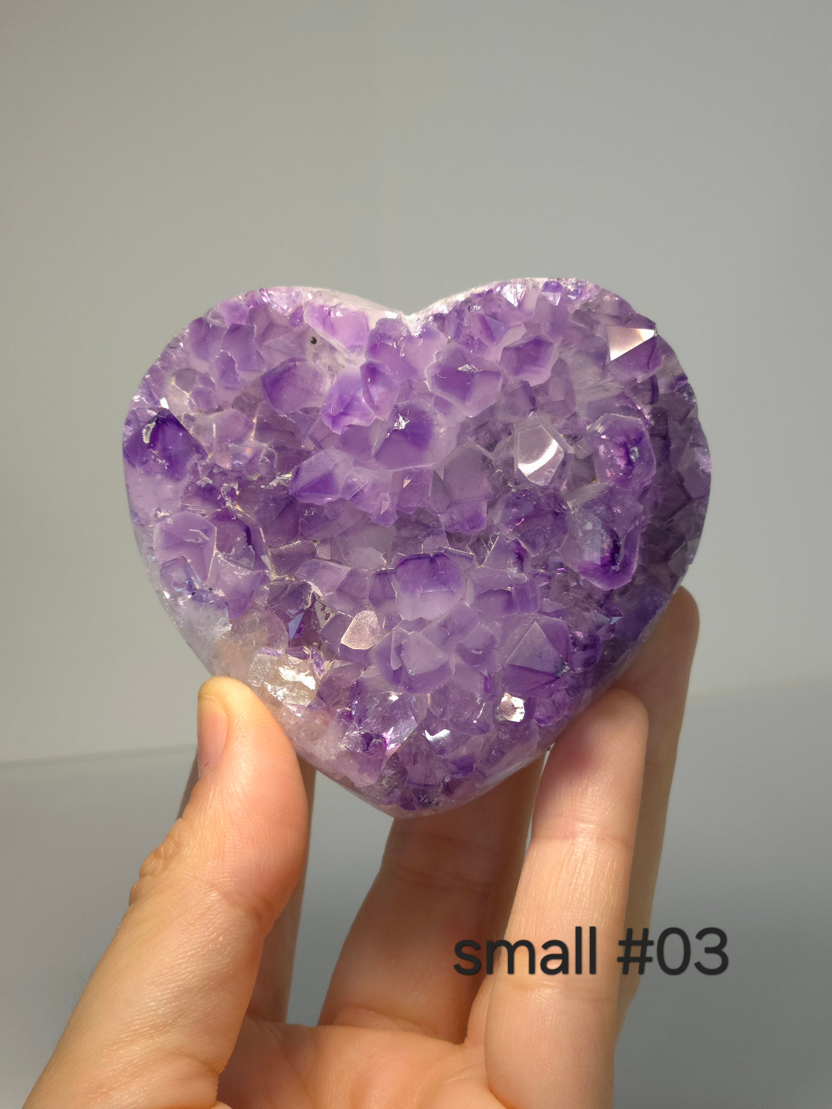 Corazones druzy de amatista para relajación, conexión psíquica e intuición.