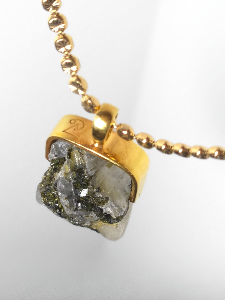 Khemia Legacy Beacons Of Light Collection - Epidote in quartz (Gold)