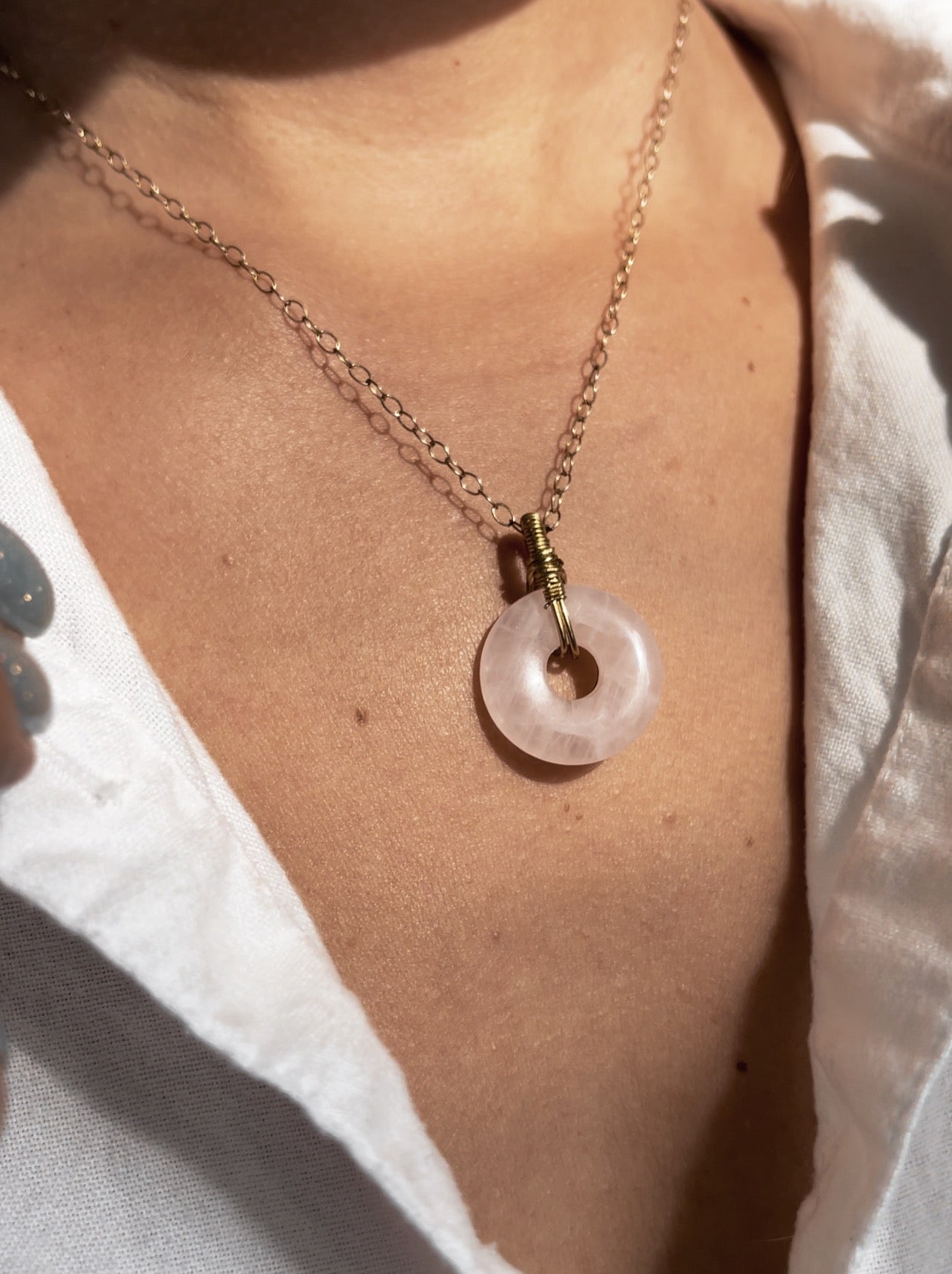 Khemia Legacy Infinity ring necklace - Rose Quartz