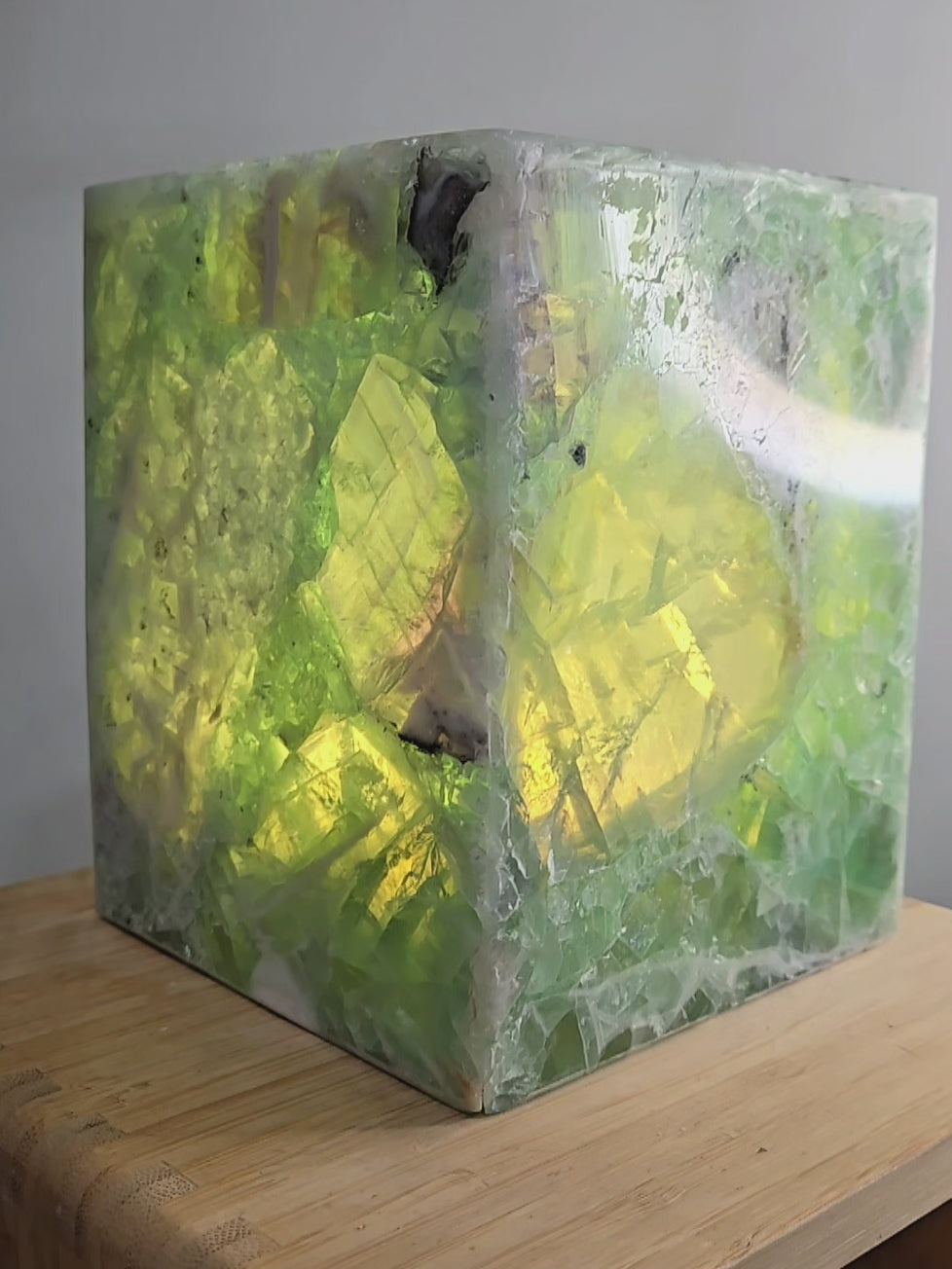 Green Fluorite lamp for Focus, Creativity & Productivity