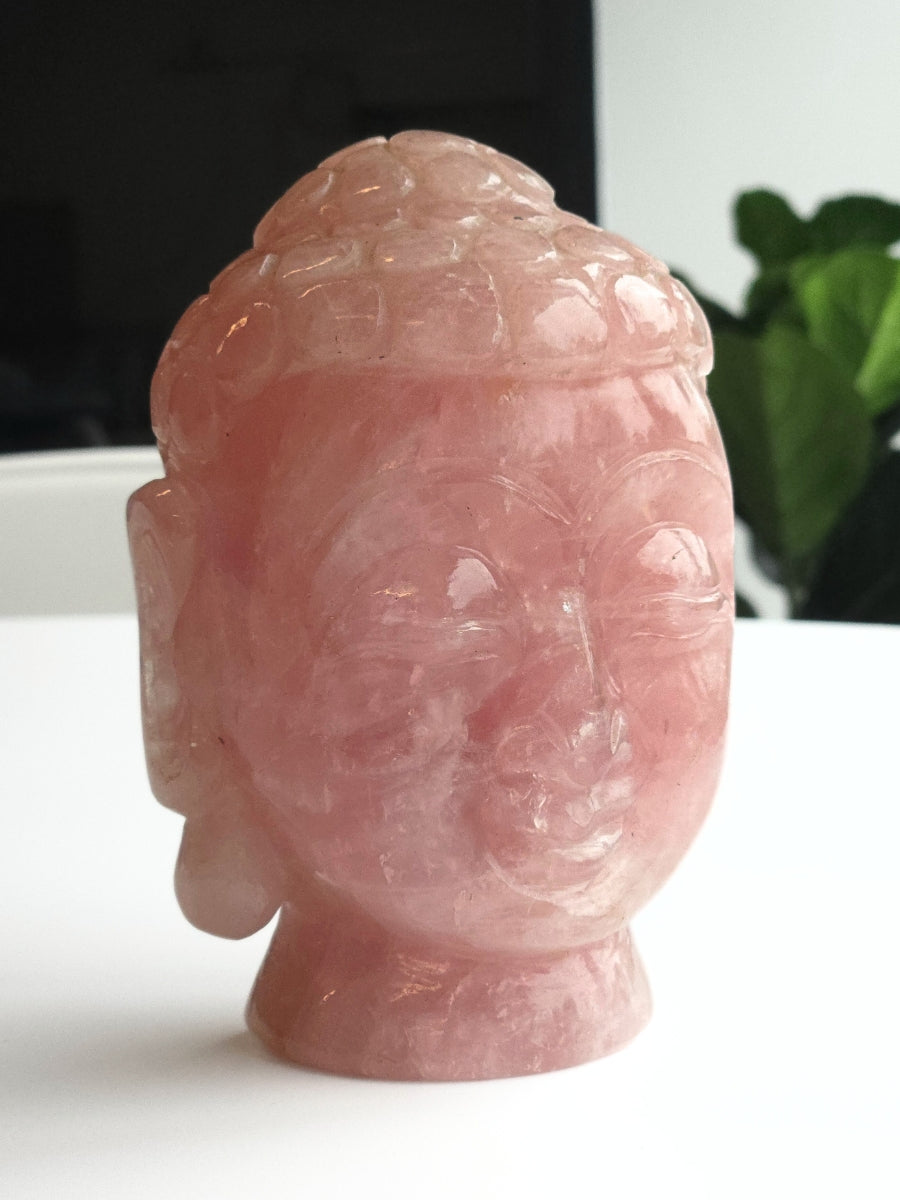 Hand-Carved Rose Quartz Buddha Head – A Unique Symbol of Love and Serenity