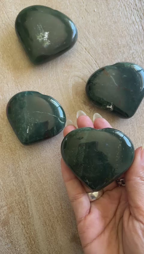 Bloodstone hearts for Meditation, energy, courage, Vitality