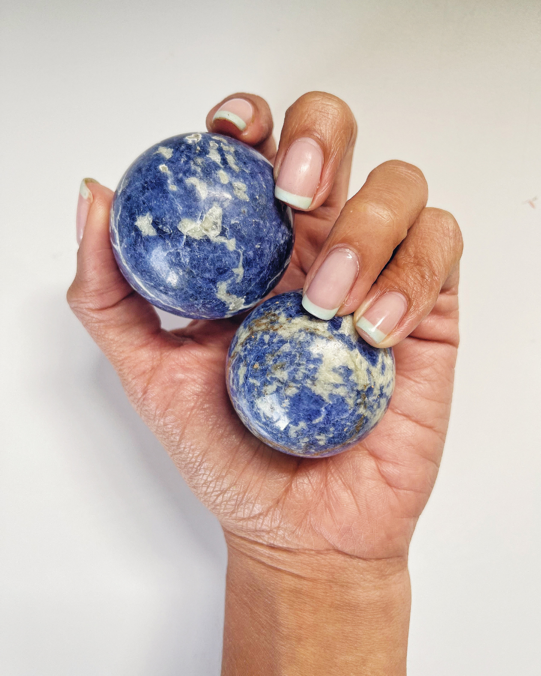 Sodalite Spheres for Communication, Intuition & Focus