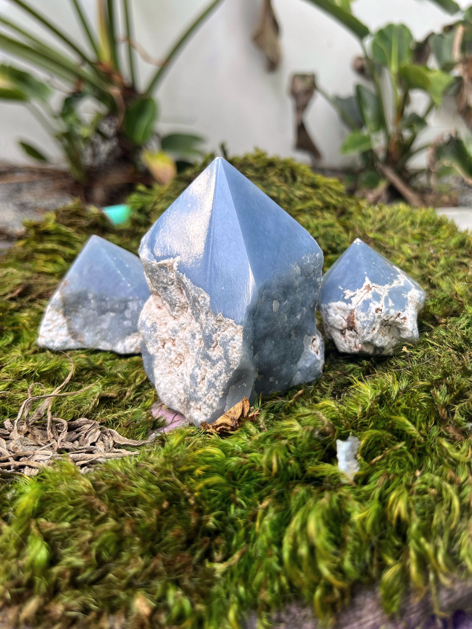 Angelite Power points for Meditation, angelic connection, and calm