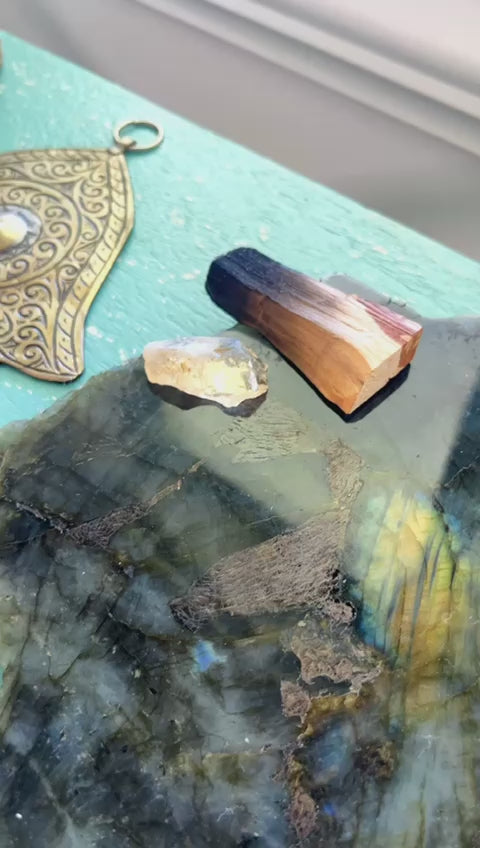 Labradorite slab tray for Psychic Connection, Transformation & Universal Guidance