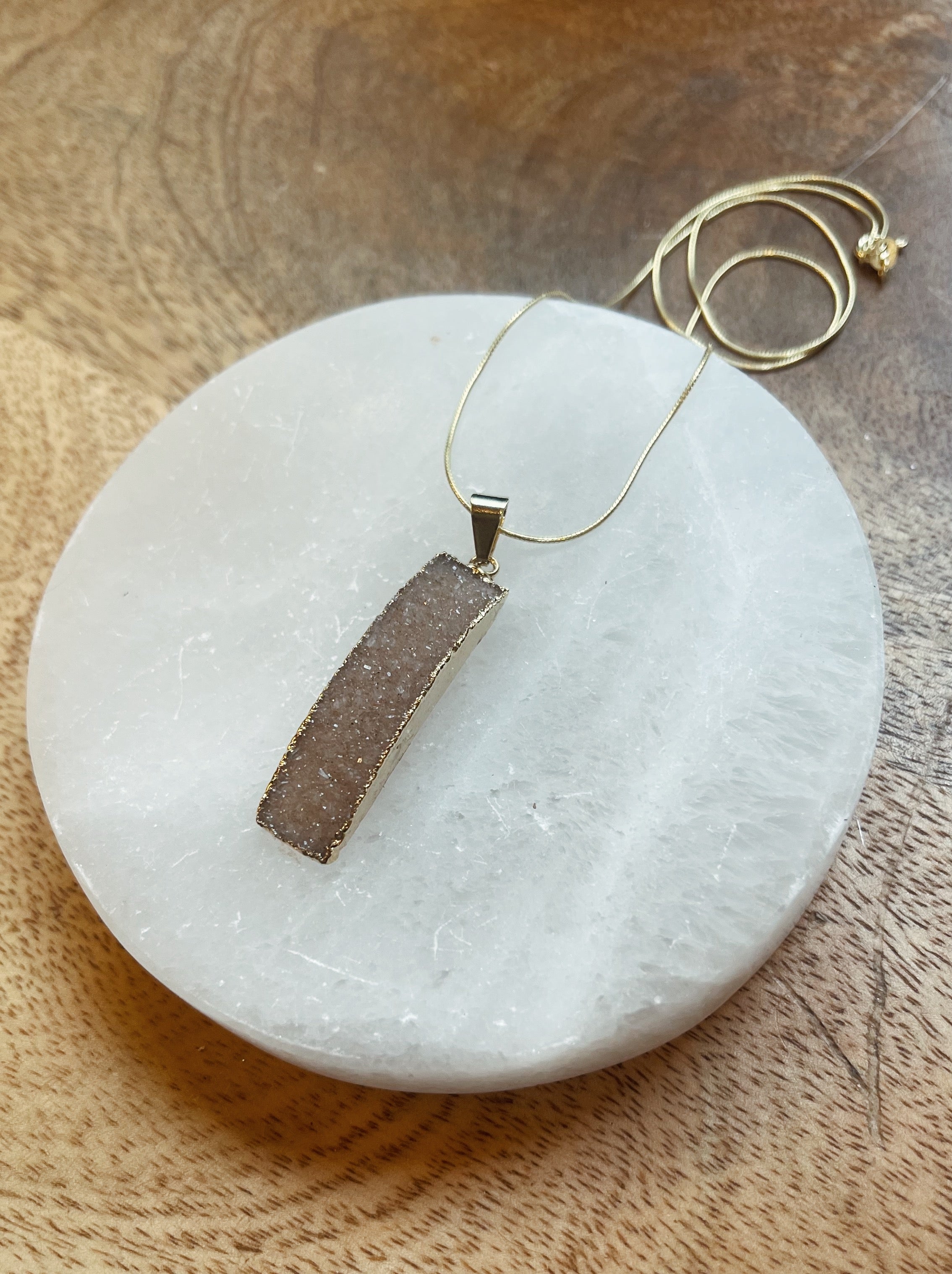 Druzy Agate Pendant Necklaces